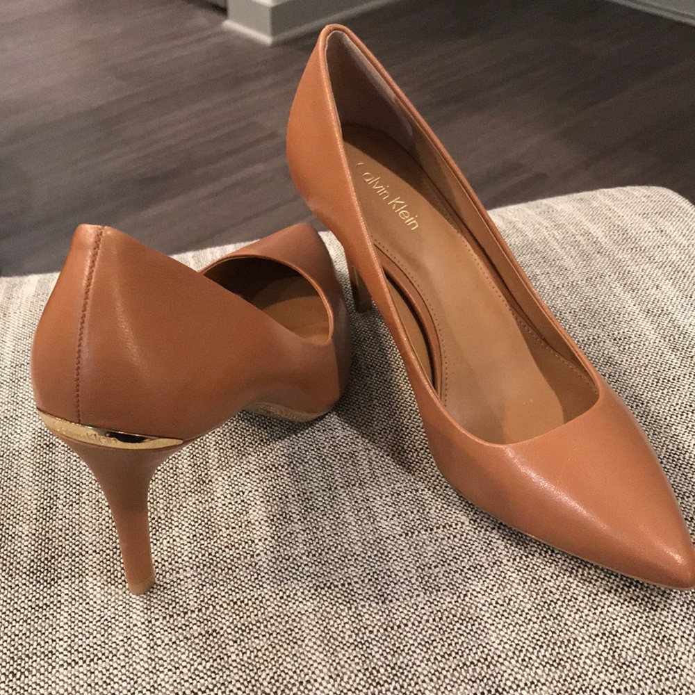 NEW Calvin Klein Pumps Size 7M